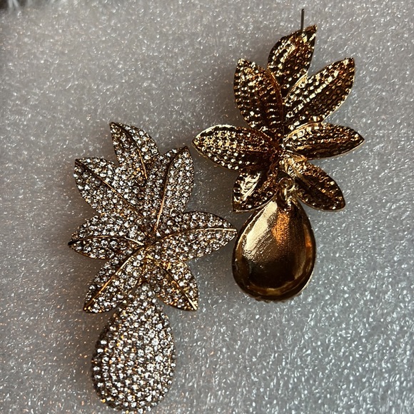 Metal Flower Drop Earrings - Picture 3 of 4